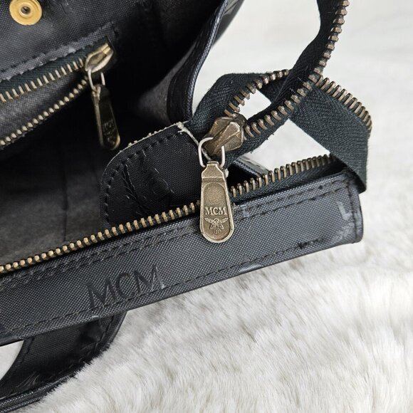 Price is FIRM⚠️ MCM Logo Printed Shoulder Bag - Picture 9 of 17